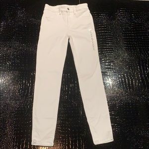 white jeans 00 short 24 waist